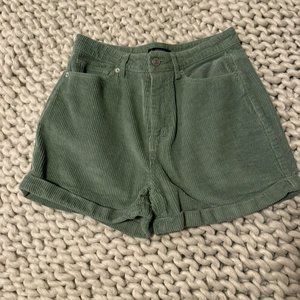 FOREVER 21 corduroy shorts - M - NWOT